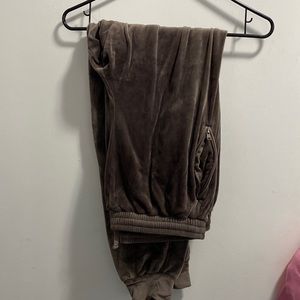 Skims velour joggers